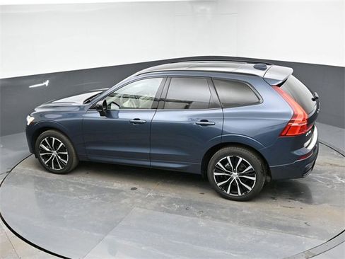 Used 2023 Volvo XC60 B5 Plus w/ Protection Package Premier image 38