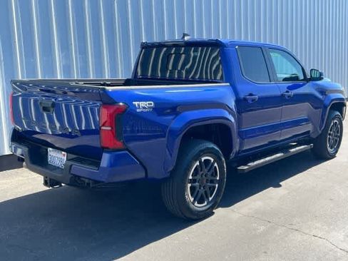Used 2024 Toyota Tacoma TRD Sport w/ TRD Sport Upgrade Package AWD/4WD image 6