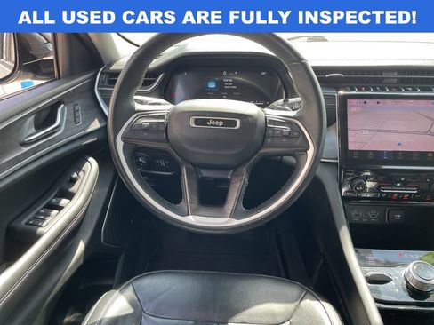 Used 2022 Jeep Grand Cherokee Limited AWD/4WD image 12