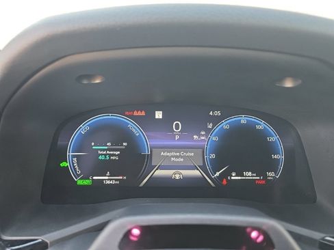 Used 2025 Toyota Camry XLE w/ Premium Plus Package FWD image 20