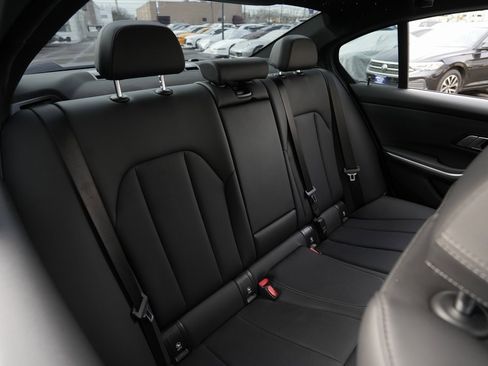 Used 2022 BMW 330i xDrive Sedan w/ M Sport Package image 48