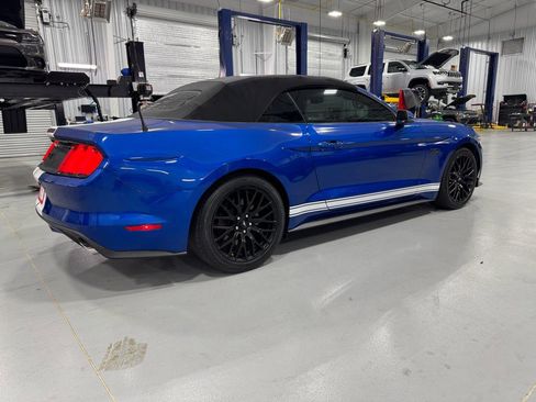 Used 2017 Ford Mustang GT Premium w/ GT Performance Package image 28