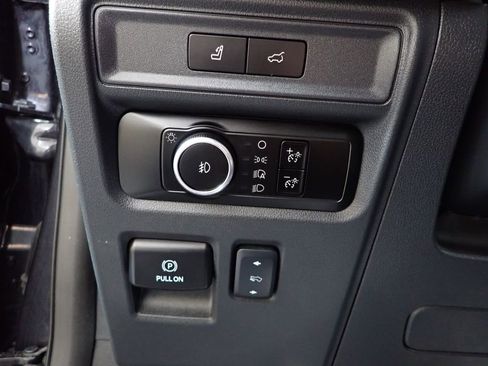 Used 2024 Ford Expedition Max Limited image 27