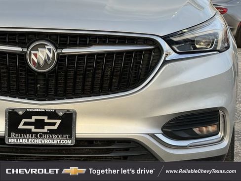 Used 2020 Buick Enclave Essence FWD image 4