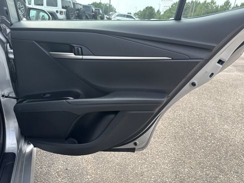 Used 2025 Toyota Camry LE FWD image 16