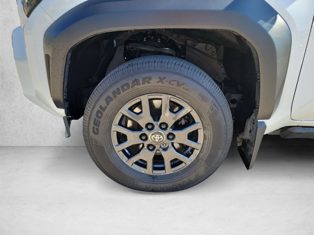 Used 2025 Toyota 4Runner SR5 AWD/4WD image 28