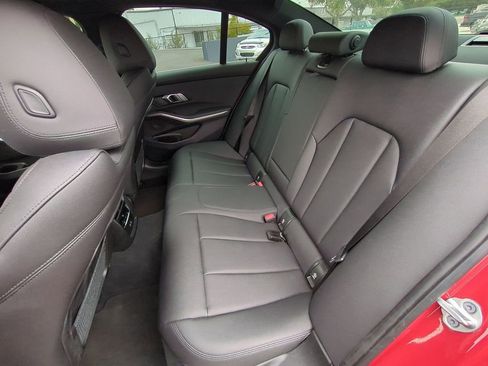 Used 2021 BMW 330i Sedan w/ Premium Package image 12