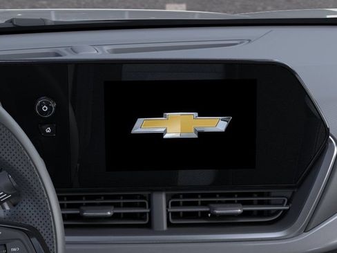 New 2026 Chevrolet Trax LS w/ LS Convenience Package FWD image 20