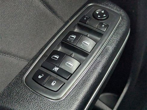 Used 2020 Dodge Charger SXT w/ Cold Weather Package image 17