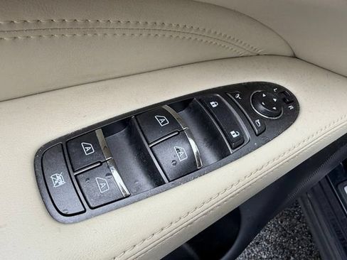 Used 2019 INFINITI QX60 Pure AWD/4WD image 11