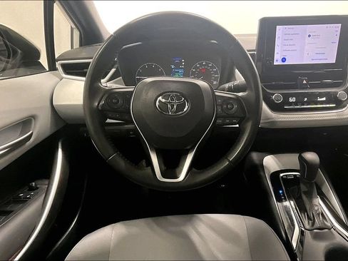 Used 2023 Toyota Corolla SE FWD image 6