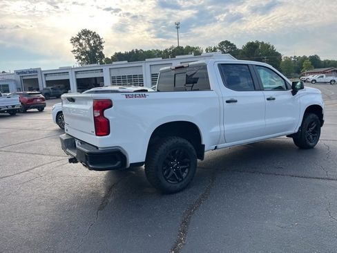 Used 2022 Chevrolet Silverado 1500 LT Trail Boss w/ Convenience Package II image 4