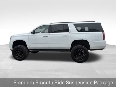 Used 2019 GMC Yukon XL SLE image 11