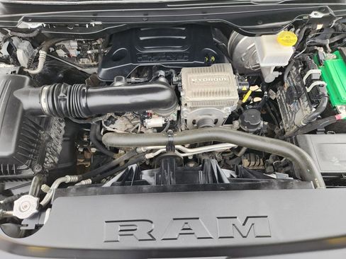 Used 2023 RAM 1500 Big Horn AWD/4WD image 32