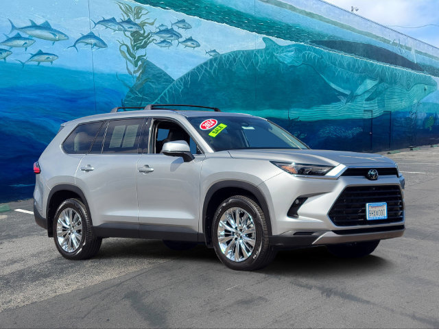 Used 2024 Toyota Grand Highlander AWD image 1