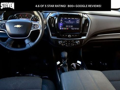 Used 2023 Chevrolet Traverse LT image 18