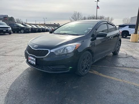 Used 2016 Kia Forte LX image 11