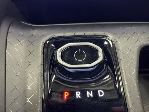 Used 2024 Jeep Wagoneer Launch Edition image 23