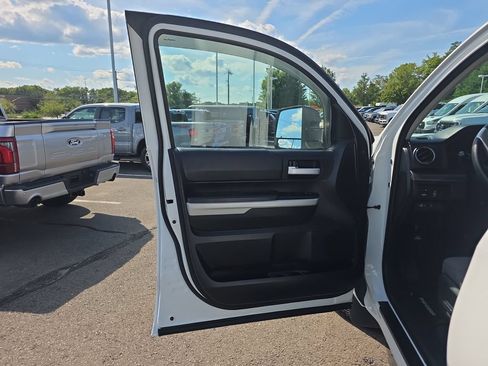 Used 2020 Toyota Tundra SR5 w/ SX Package AWD/4WD image 20