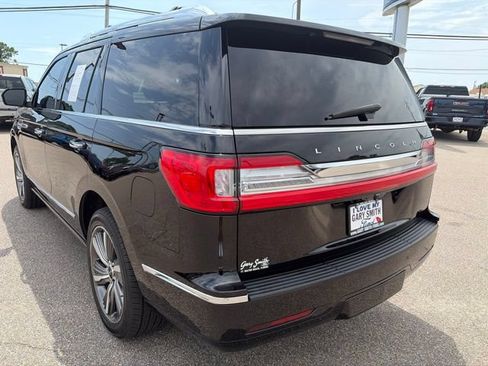 Used 2018 Lincoln Navigator Reserve w/ Technology Package AWD/4WD image 6
