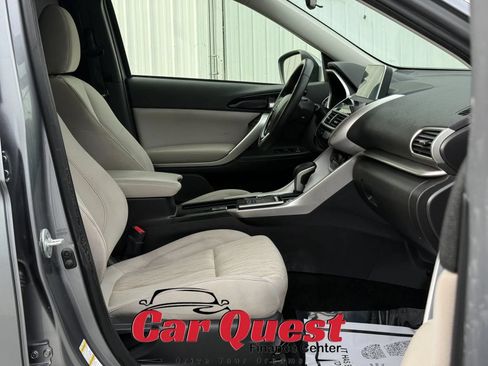 Used 2019 Mitsubishi Eclipse Cross SE AWD/4WD image 17