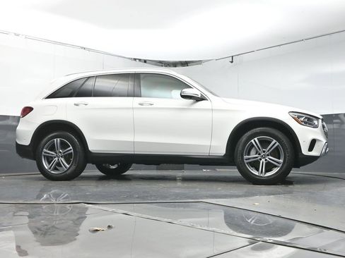 Used 2022 Mercedes-Benz GLC 300 w/ Premium Package Lite image 30