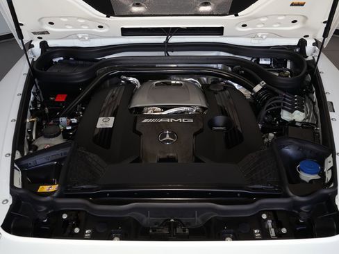 Used 2025 Mercedes-Benz G 63 AMG 4MATIC image 34