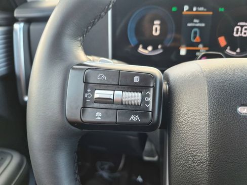 Used 2025 Hyundai Santa Fe SEL image 13