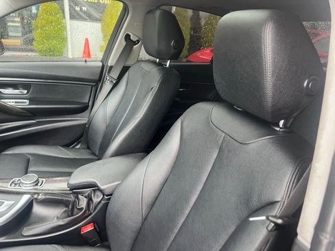 Used 2015 BMW 328i 328i w/ Driver Assistance Package image 20