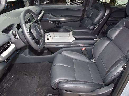 New 2026 Lincoln Navigator Reserve w/ Jet Appearance Package AWD/4WD image 20