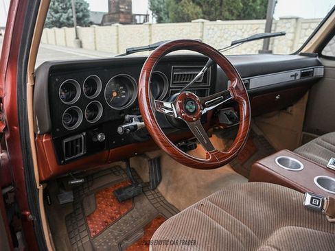 Used 1987 Chevrolet C/K Truck 2500 RWD image 27
