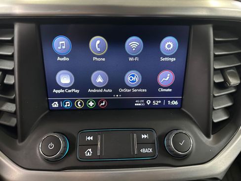 Certified 2023 GMC Acadia SLE w/ Driver Convenience Package image 11