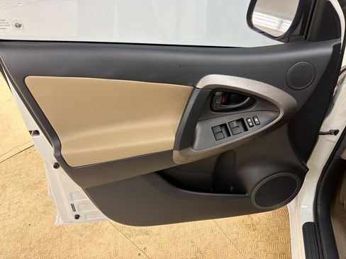 Used 2012 Toyota RAV4 Limited w/ Premium Plus Value Pkg FWD image 13