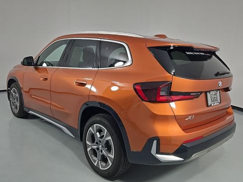 Certified 2024 BMW X1 xDrive28i w/ Convenience Package image 8