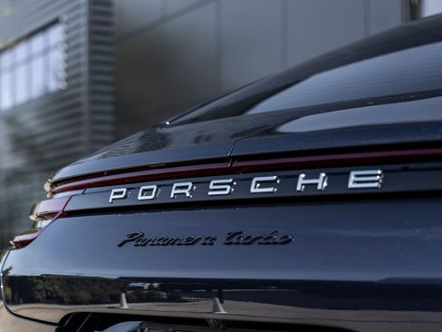 Certified 2018 Porsche Panamera Turbo image 14