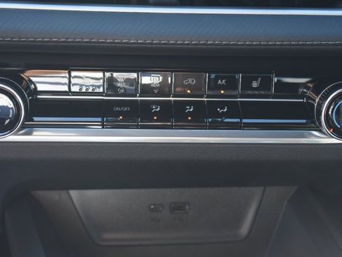 New 2027 Chevrolet Equinox LT FWD image 25