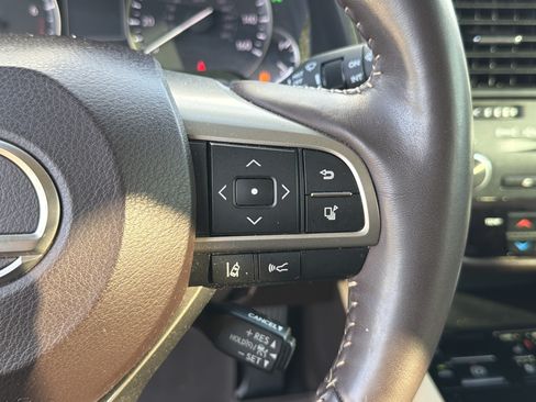 Used 2017 Lexus RX 350 AWD w/ Premium Package image 16