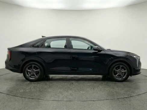 Used 2025 Kia K4 FWD image 11