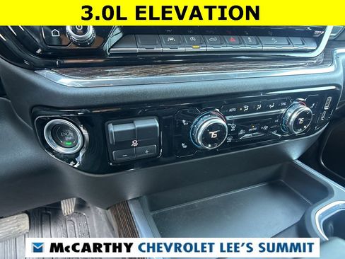 Certified 2025 GMC Sierra 1500 Elevation image 9