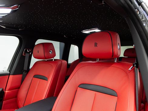 New 2026 Rolls-Royce Cullinan AWD/4WD image 32