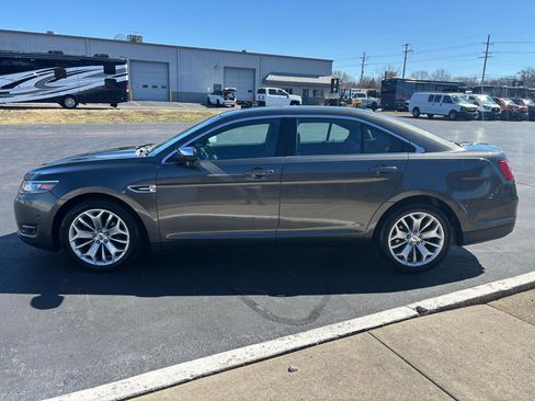 Used 2018 Ford Taurus Limited w/ Driver Assist Package image 6