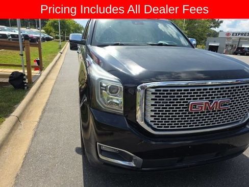 Used 2016 GMC Yukon XL Denali w/ Open Road Package AWD/4WD image 14