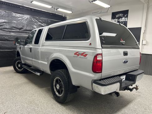 Used 2008 Ford F250 XLT image 4