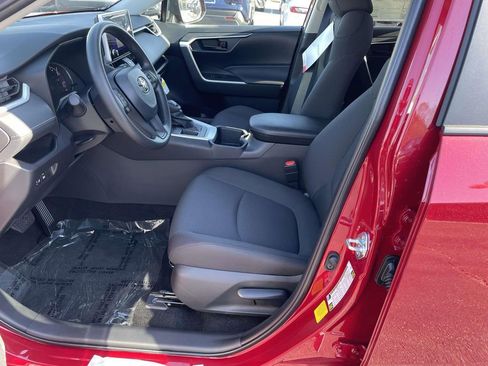 New 2025 Toyota RAV4 LE image 29
