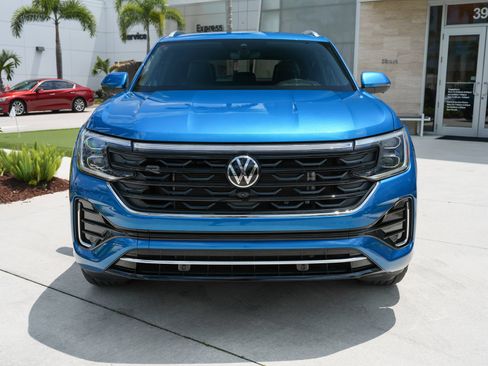 Used 2025 Volkswagen Atlas Cross Sport SEL Premium R-Line AWD/4WD image 5