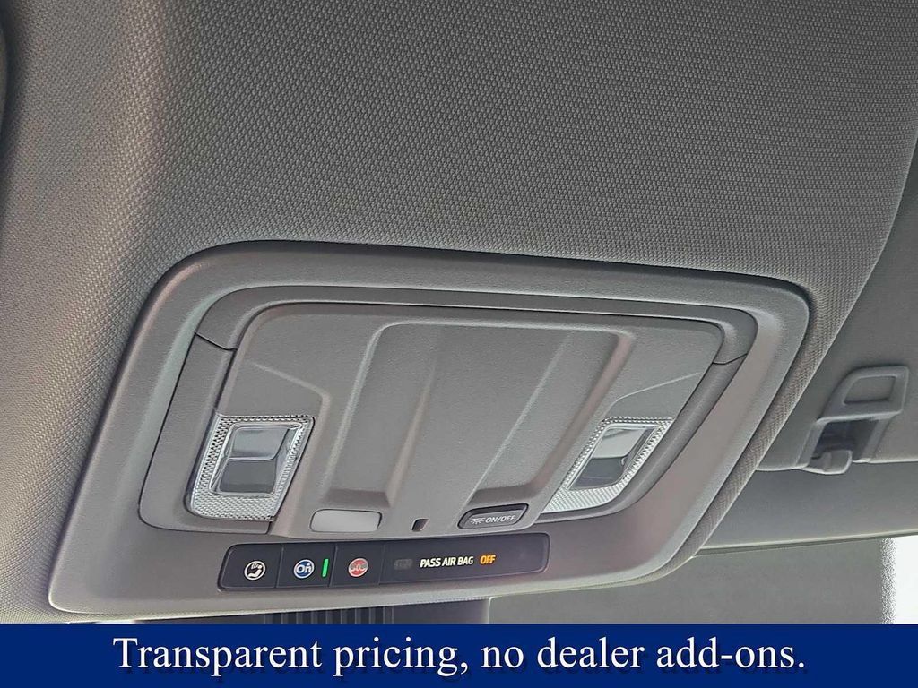Used 2024 GMC Sierra 1500 Elevation AWD/4WD image 29