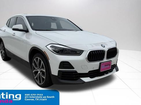 Used 2021 BMW X2 sDrive28i w/ Convenience Package FWD image 3