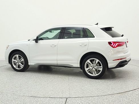 Used 2023 Audi Q3 2.0T Premium AWD/4WD image 8