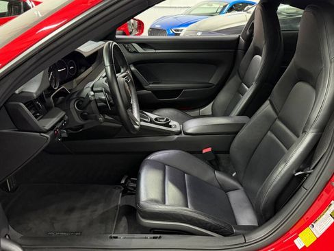 Used 2020 Porsche 911 Carrera S RWD image 39