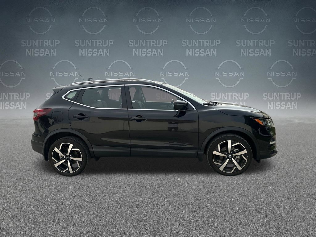 Certified 2022 Nissan Rogue Sport SL AWD/4WD image 37